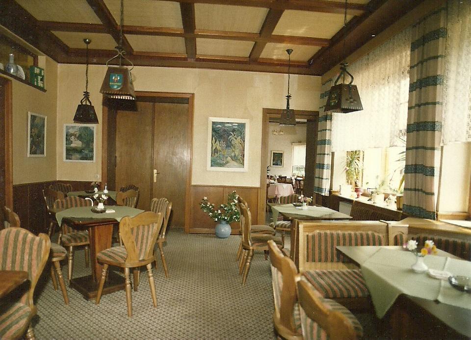 Gasthaus Zur Traube Hatzenport Eksteriør bilde