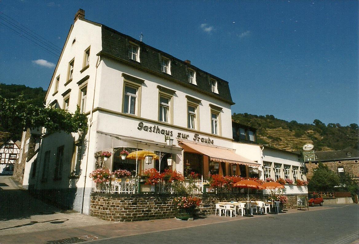 Gasthaus Zur Traube Hatzenport Eksteriør bilde