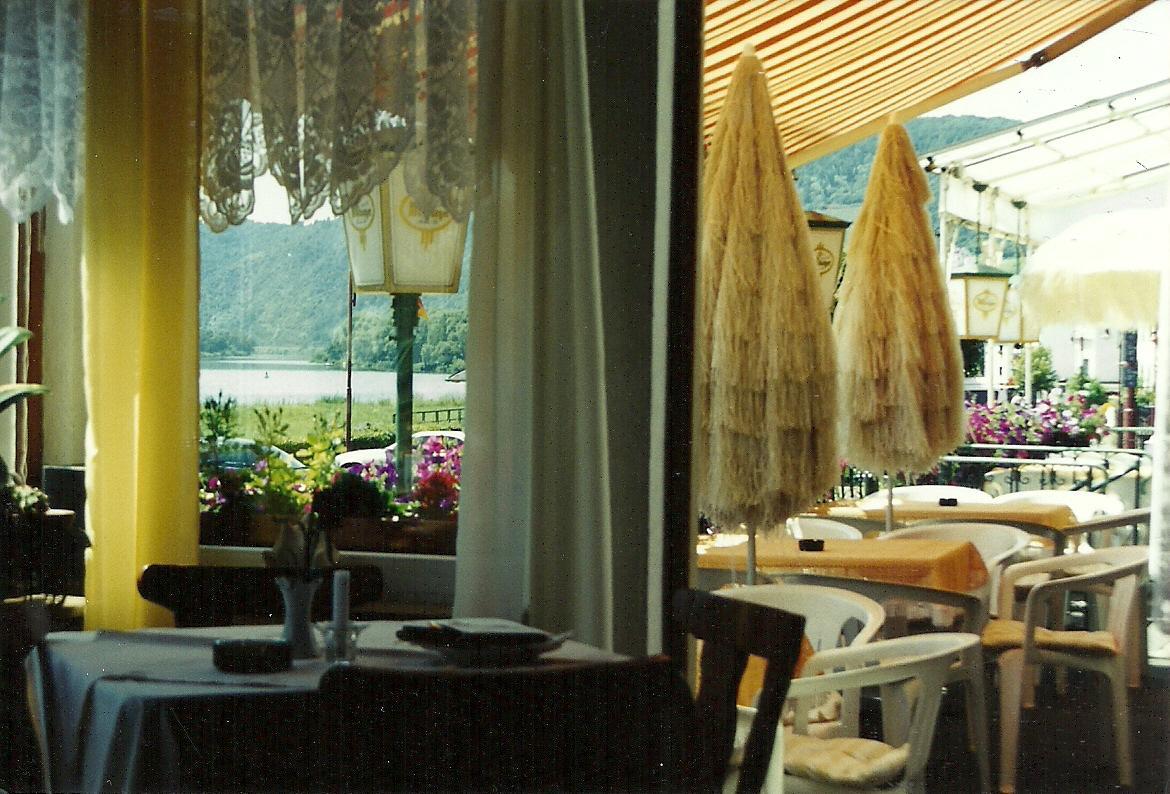 Gasthaus Zur Traube Hatzenport Eksteriør bilde